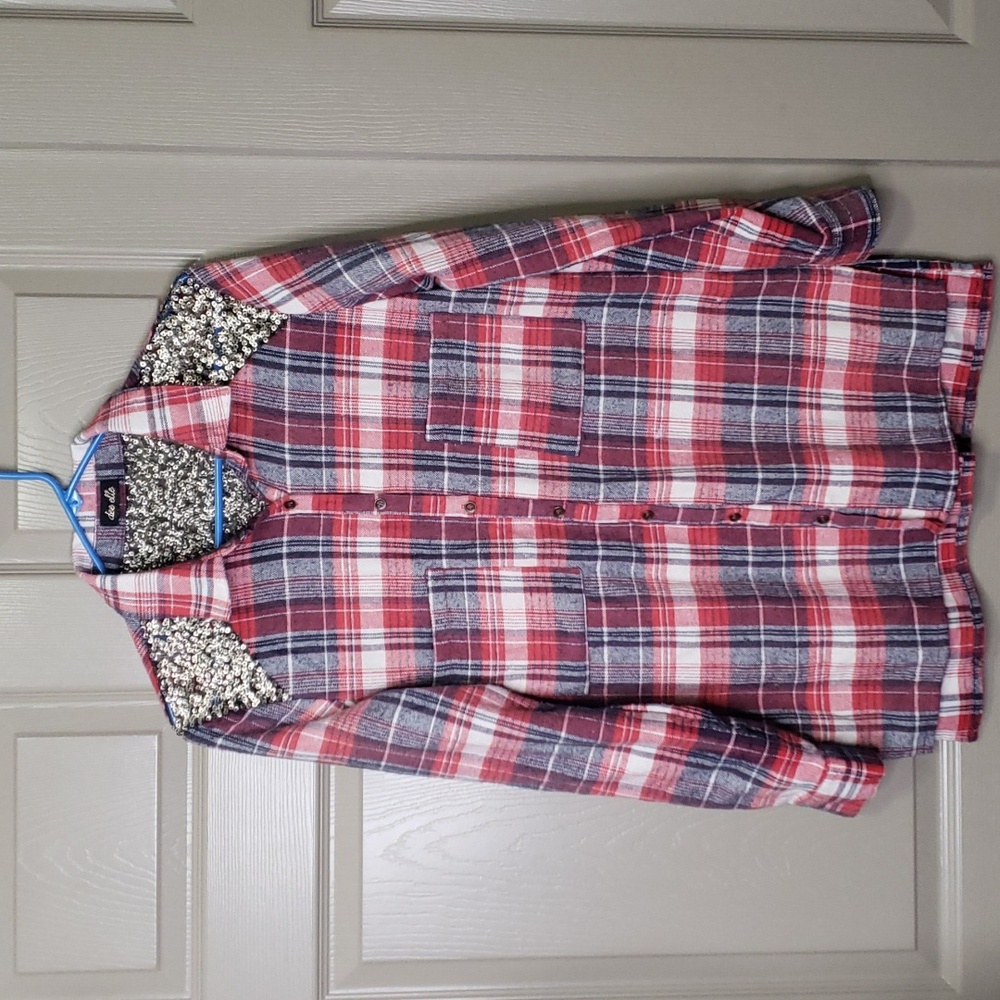 Dee Elle sequin button down long sleeve flannel size small
